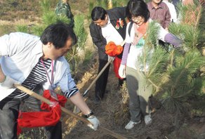 2009年威海店植樹活動