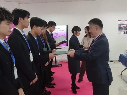 追光而行，筑夢青春 —2023年永旺獎學金證書頒發(fā)儀式（青島會場）成功舉辦